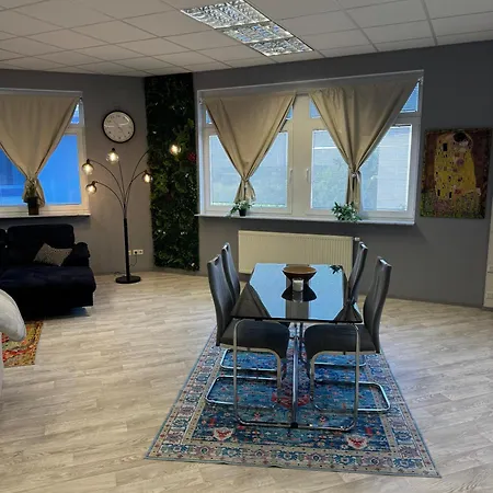 公寓 Stilvolles & Klimatisiertes Loft Mit Ausblick In Ferne 圣莱昂-罗特