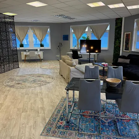 Stilvolles & Klimatisiertes Loft Mit Ausblick In Ferne 圣莱昂-罗特